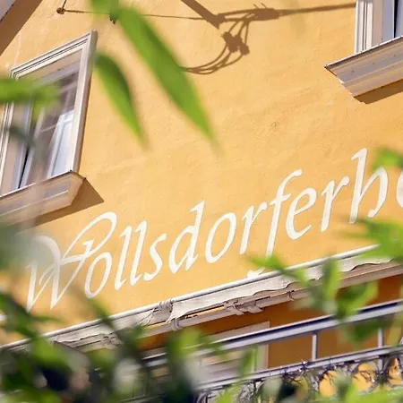 Wollsdorferhof 3*