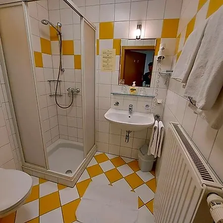 Wollsdorferhof Inn 3*