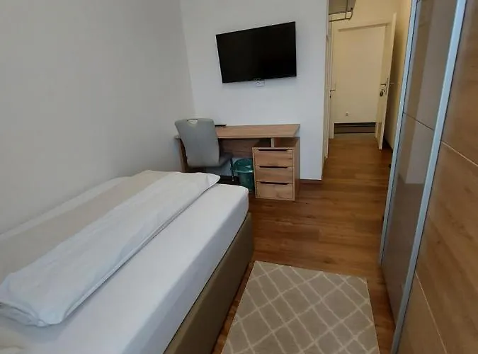 Wollsdorferhof 宾馆